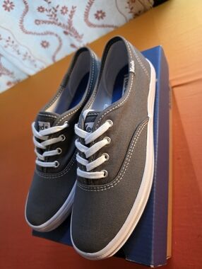 Keds- Champion Gray Canvas. New Women's Size 5